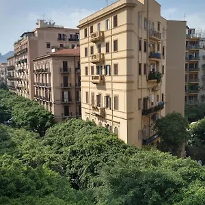 Casetta Politeama , Palerme Italie