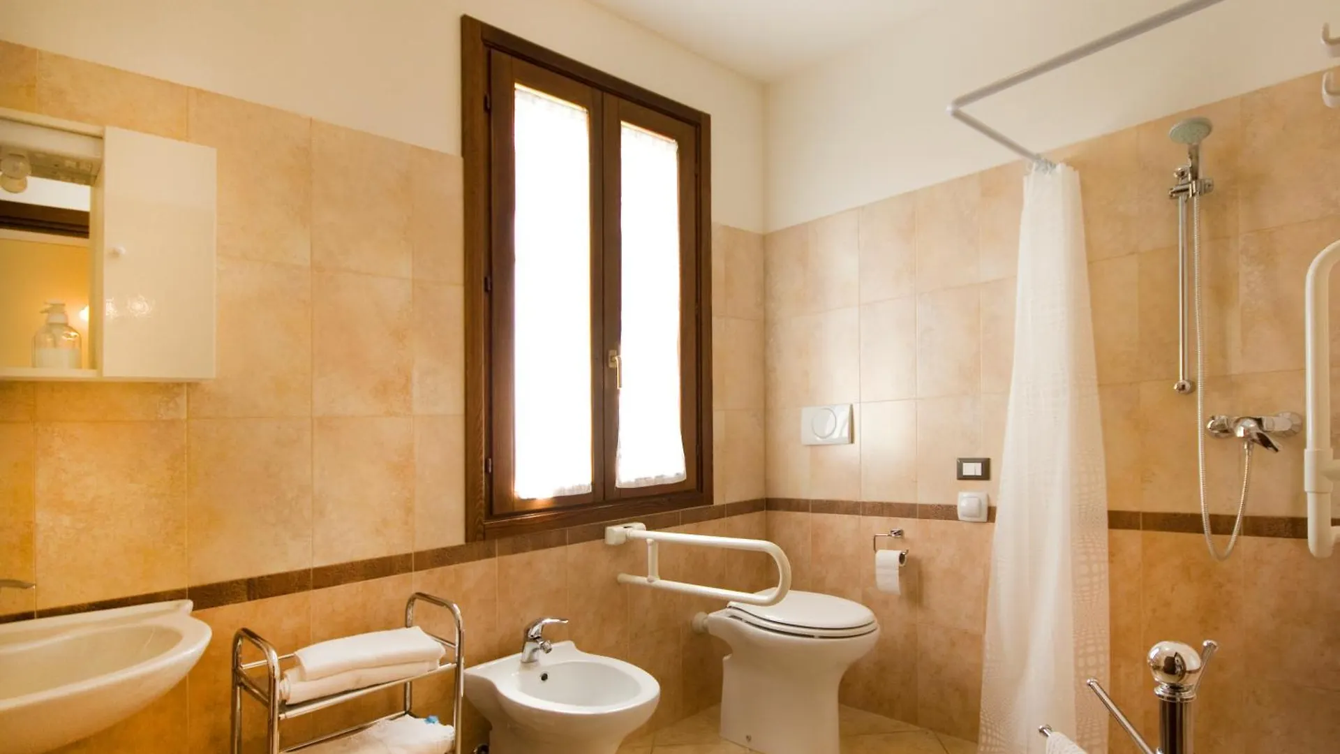 Agriturismo Cascina Roveri Monzambano Italia